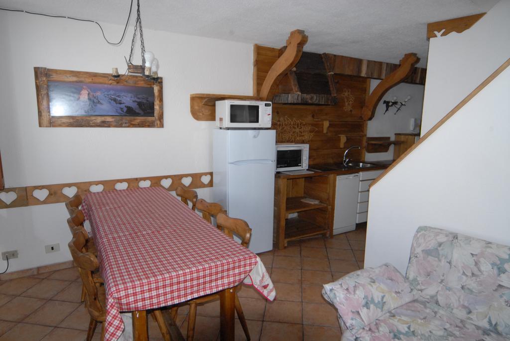 La Coquille Apartment Breuil-Cervinia Eksteriør bilde
